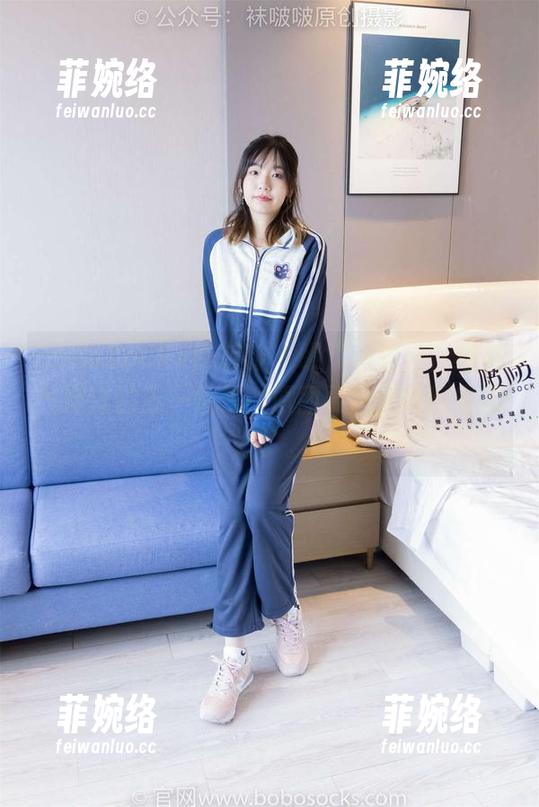 BoBoSocks袜啵啵-小甜豆 BoBoSocks袜啵啵 - 瞧“小甜豆”这喜气洋洋的五一快乐,原图要是能带回家就好了。