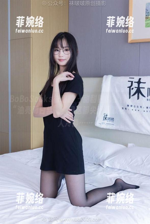 BoBoSocks袜啵啵-甜甜圈 BoBoSocks袜啵啵 - 甜甜圈的福利真是“油亮薄白丝”,但这脚尖透明款也难让人冷静……