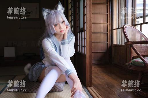 ElyEE子 嘴巴张着、眼睛闪着,ElyEE子的最新肉丝Cos炸了,全场注目!