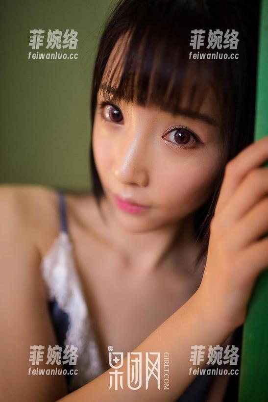 GIRLT果团网-陈雅漫 GIRLT果团网 - 陈雅漫的户外全套图片,似乎把“小清新”这一词拿捏得死死的。