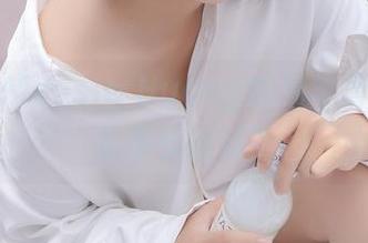 敢问,Messie Huang的绵羊蕾姆图包有多少暗示?