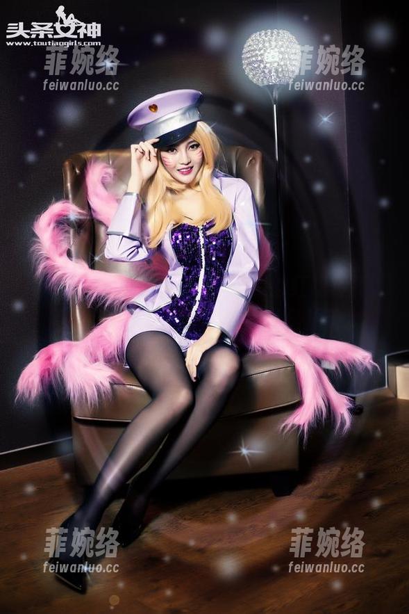 TouTiao头条女神-秦若兮 TouTiao头条女神 - 秦若兮的红裙写真,简约而不失风骚,真让人嘴角抽动。