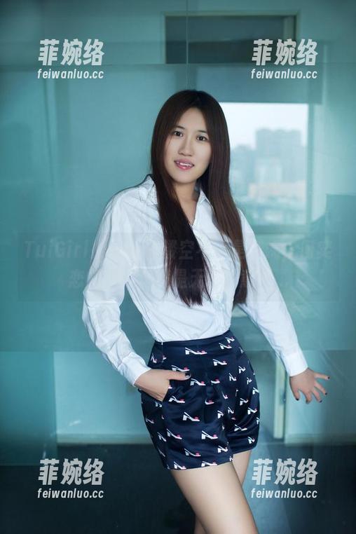 TuiGirl推女郎-何奕恋 TuiGirl推女郎 - 镂空不止是样式,何奕恋的照片里满是无聊的意义...