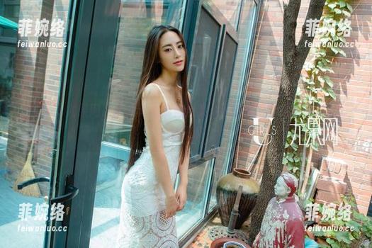 UGirls尤果网-颜爱泽 UGirls尤果网 - 颜爱泽的御姐合集:不看她的壁纸,你都不好意思聊