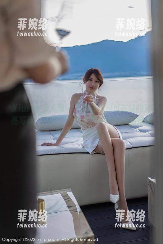 Xiuren秀人网-周琰琳LIN Xiuren秀人网 - 看周琰琳LIN在线的油亮写真,心里只想着,她是用几斤油造出的这个效果呀?