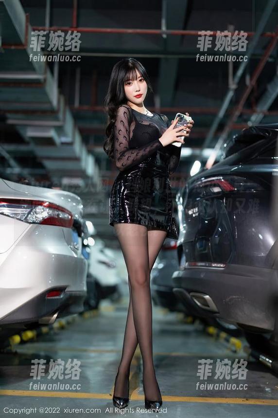 Xiuren秀人网 - 抖娘利世的海边写真：她的原图实在让人仰望，不想承认却又难以忽视。