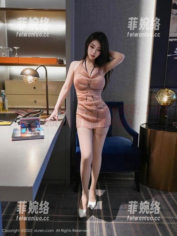 Xiuren秀人网-芝芝Booty Xiuren秀人网 - 海边私房小剧场:芝芝Booty与海浪的轻声对白