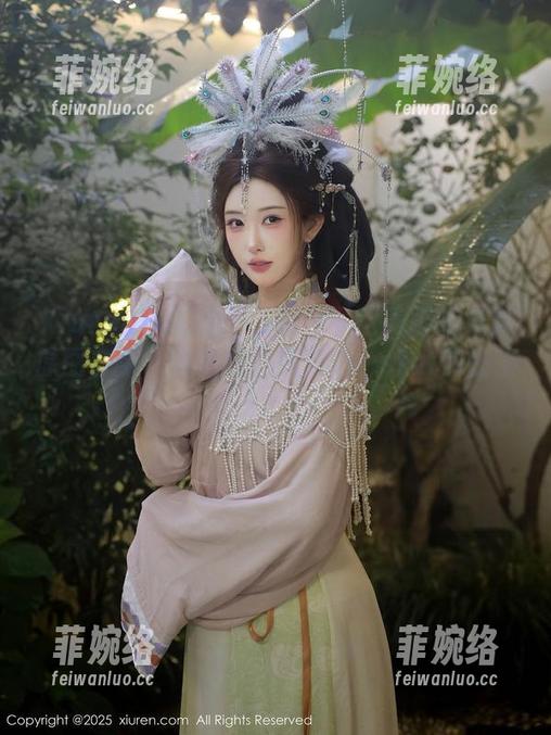 Xiuren秀人网-荡漾Crystal Xiuren秀人网 - 试想一下这美脚的免费原图在手,该多好?荡漾Crystal你快来!