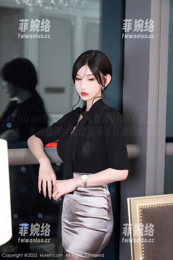 Xiuren秀人网 - 当陈雅漫VICKY遇见学妹，福利和图片就像是不请自来的小客人。