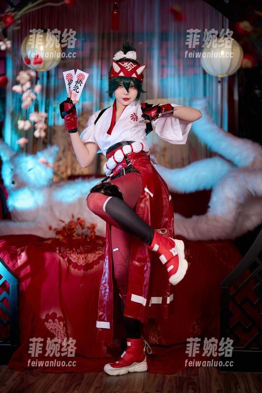 ZinieQ ZinieQ的厨娘COS:一场厨房的华丽变身,难道我该学学?