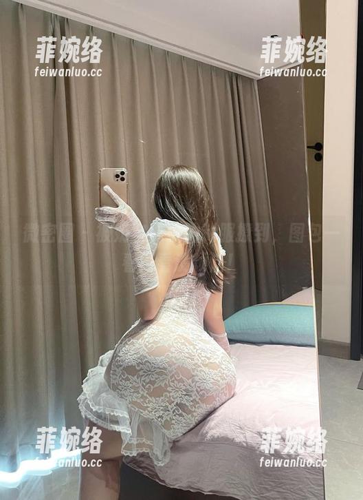 奶宝妹纸 微密圈 - 被奶宝妹纸的制服撩到,图包一看再看没烦恼!