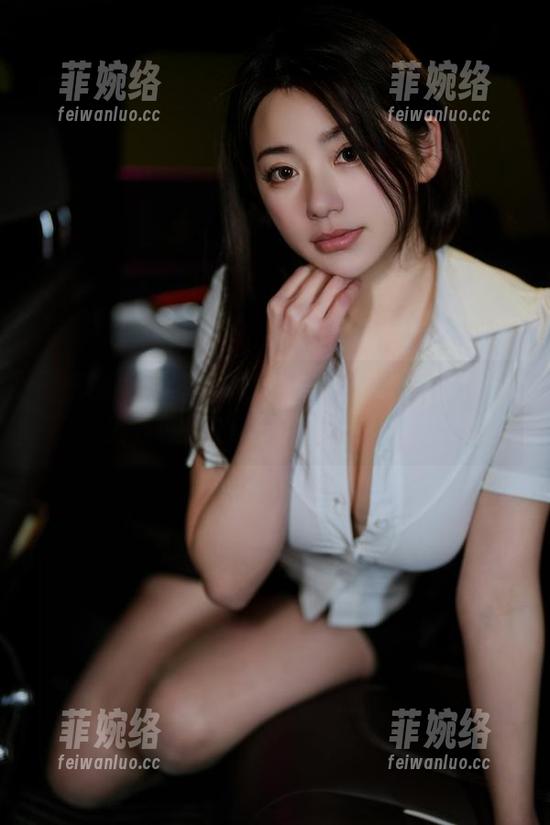 奶宝妹纸 微密圈 - 奶宝妹纸和她的豹纹小吊带,激发我潜藏的看客本能更多合集
