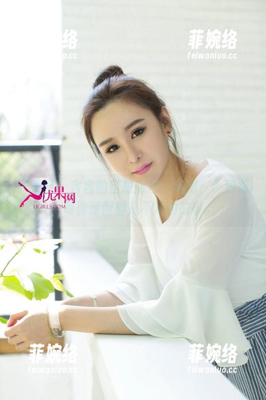 尤果网-含含 尤果网 - 含含的自拍旅程:私房,小角落,每张原图都是不同的故事。