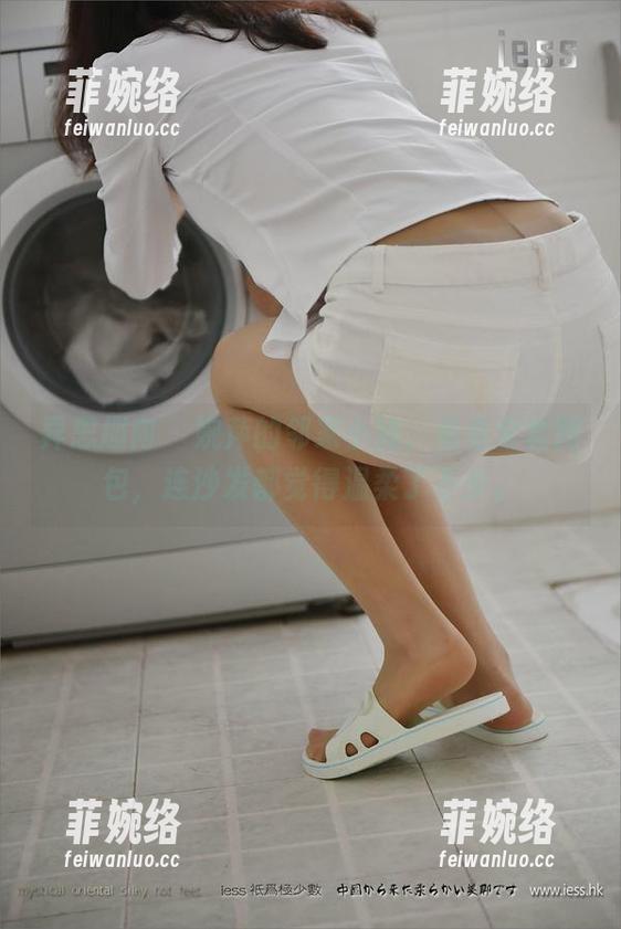 异思趣向-婉萍 异思趣向 - 婉萍的邻家小妹,看着全套图包,连沙发都觉得温柔了不少。
