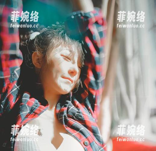 樱晚gigi 樱晚gigi制服精选合集登场,网盘变成了我心目中的“制服博物馆”,请自觉排队参观哦!