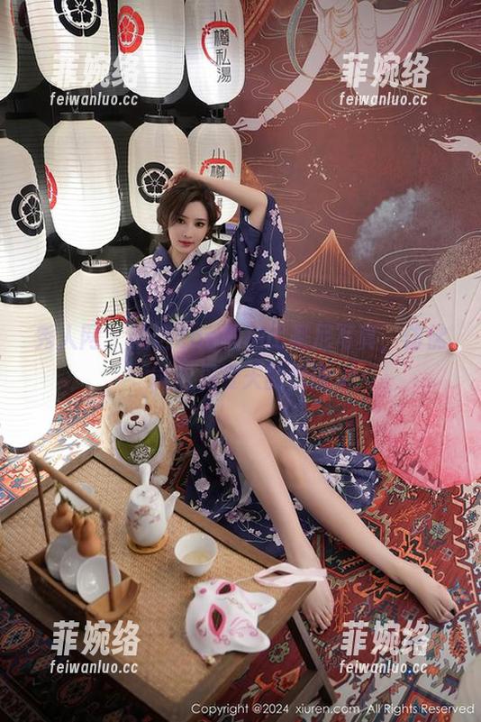 秀人网 - 精选Zoe柚柚比基尼写真，仿佛能听见夏天的低语