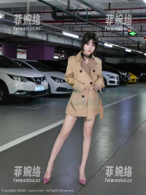 秀人网-周慕汐baby 秀人网 - 旅拍不乏趣味:一不小心翻出了周慕汐baby的私房图包!