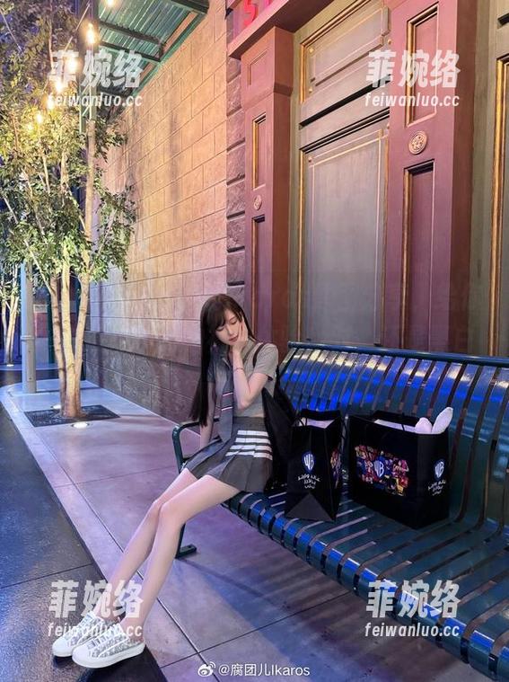 腐团儿Ikaros 黑白极简?腐团儿Ikaros原图分享,给你一个意想不到的视觉体验!对,还是黑白!
