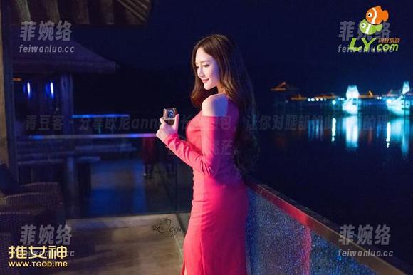 青豆客 - 分享欧尼anne的长腿图包，让你对腿部如此执着的理由不再迷茫。